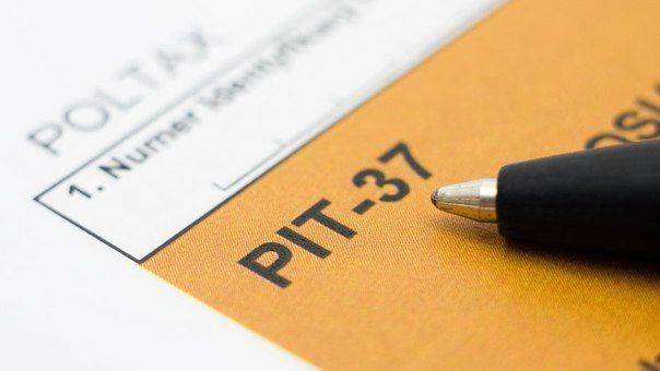 Заполнение налоговой декларации PIT-37 за 2015 год